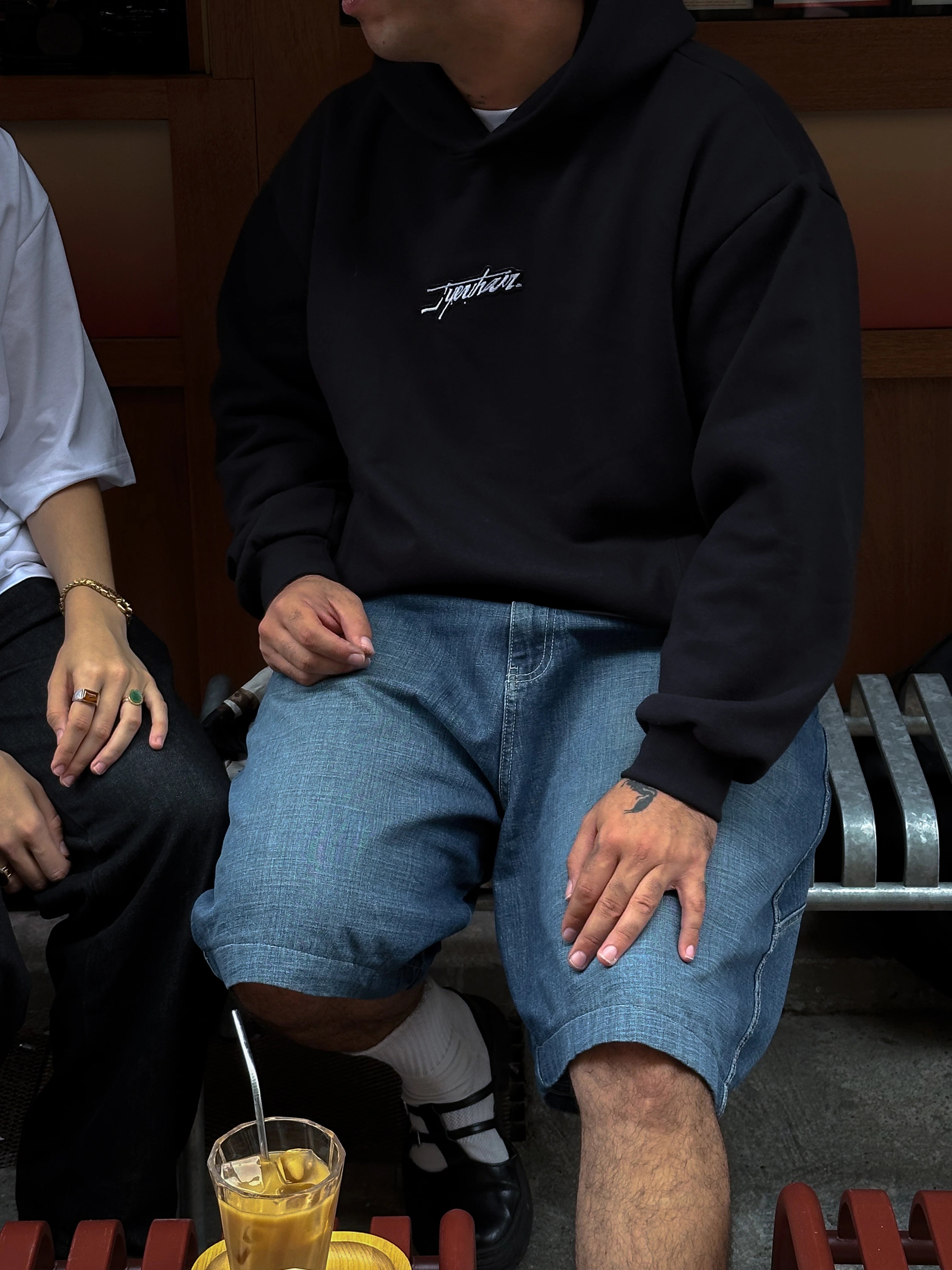 JYEUHAIR MYLNUI OVERSIZE HOODIE BLACK